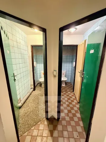 Pronájem obchodního prostoru, Neratovice, Mládežnická, 150 m2