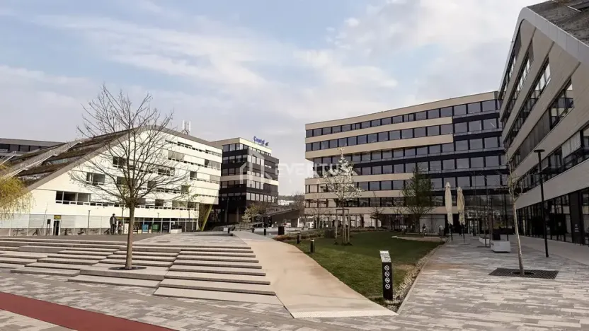 Pronájem bytu 2+kk, Praha - Libeň, Menclova, 53 m2