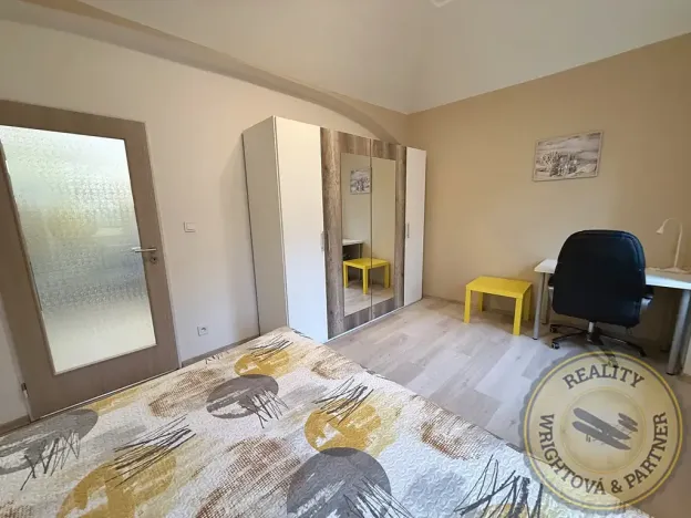 Prodej bytu 2+kk, Praha - Libeň, Zenklova, 39 m2