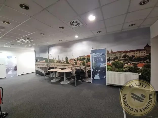 Pronájem kanceláře, Praha - Libeň, 714 m2
