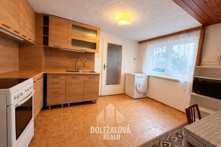 Pronájem bytu 2+1, Číhalín, 70 m2