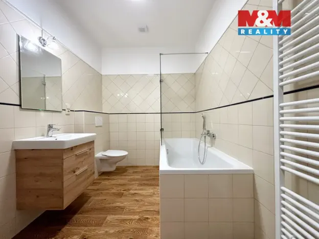 Pronájem bytu 3+kk, Bzenec, náměstí Svobody, 59 m2