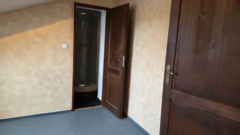 Pronájem kanceláře, Frýdlant nad Ostravicí, Náměstí, 17 m2