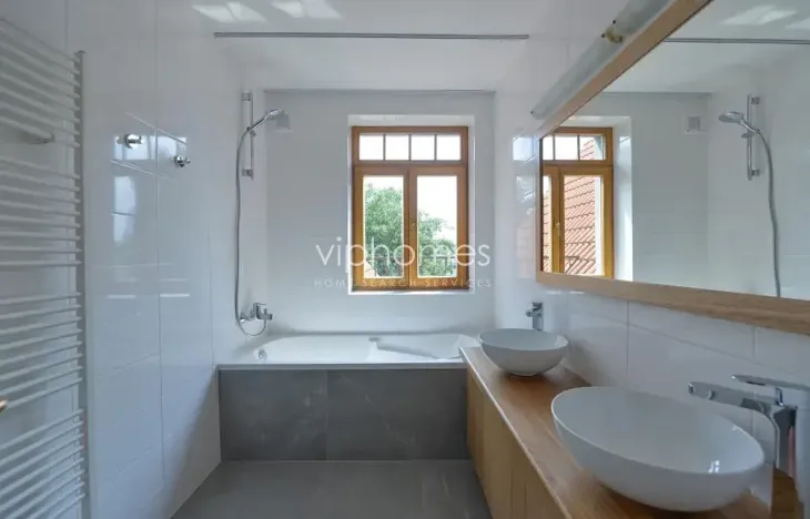 Pronájem vily, Praha - Nebušice, 250 m2