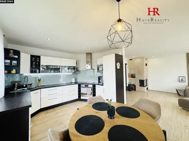 Pronájem rodinného domu, Bystřice, 200 m2