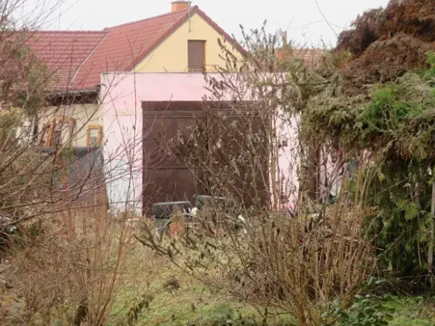 Dražba rodinného domu, Všechlapy, 306 m2