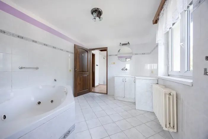 Prodej rodinného domu, Strančice, 193 m2