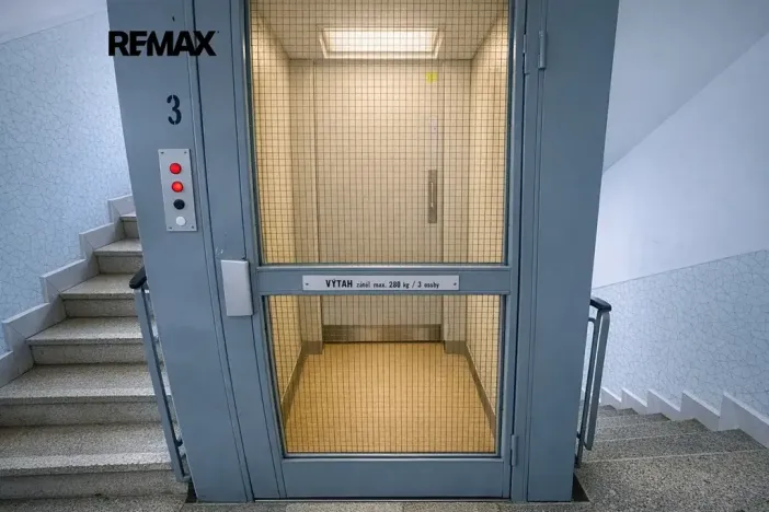 Pronájem bytu 1+1, Adamov, Petra Jilemnického, 40 m2