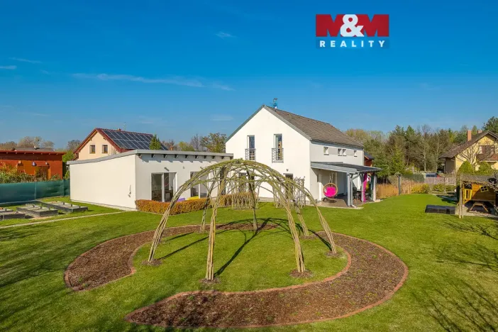 Prodej rodinného domu, Řečany nad Labem, K Tišině, 266 m2