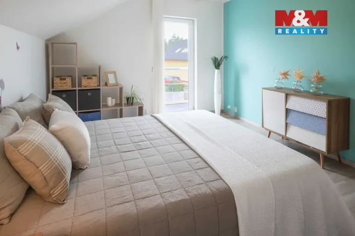 Prodej rodinného domu, Řečany nad Labem, K Tišině, 266 m2