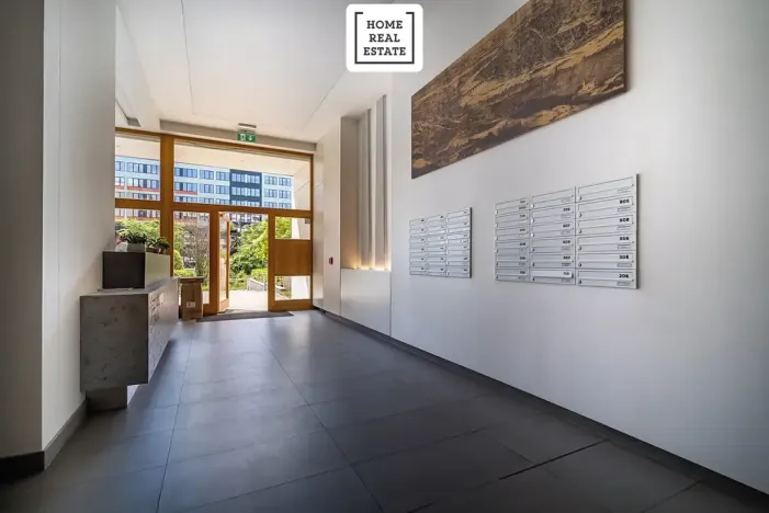 Pronájem bytu 3+kk, Praha - Karlín, Za Karlínským přístavem, 90 m2