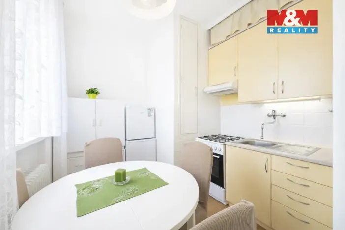 Pronájem bytu 1+kk, Praha - Strašnice, Královická, 25 m2