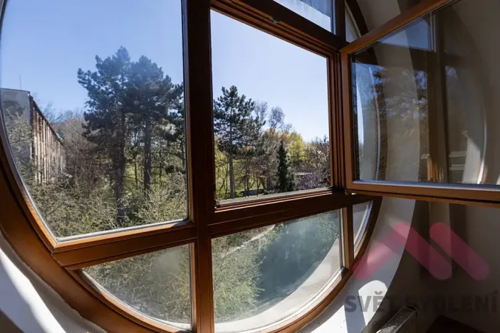 Pronájem bytu 2+kk, Praha - Žižkov, Jeseniova, 53 m2