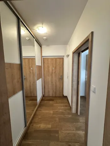 Pronájem bytu 1+kk, Děčín, Na Slatinách, 29 m2