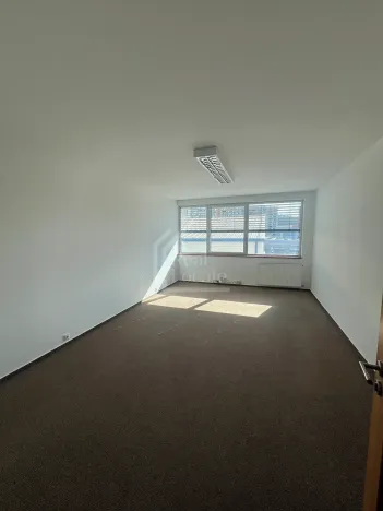 Pronájem kanceláře, Praha - Vršovice, Přípotoční, 160 m2