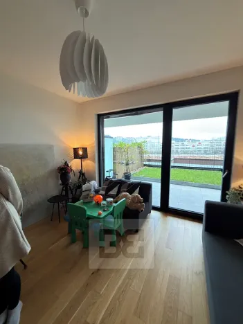 Pronájem bytu 2+kk, Praha - Holešovice, Jankovcova, 63 m2