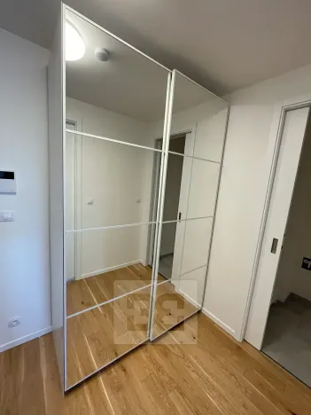 Pronájem bytu 2+kk, Praha - Holešovice, Jankovcova, 63 m2