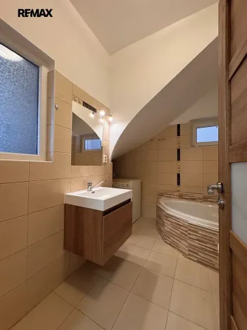 Pronájem bytu 2+1, Brno, Pohankova, 55 m2