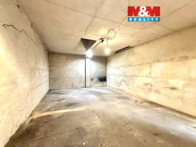 Pronájem skladu, Kostelec nad Orlicí, Mánesova, 150 m2