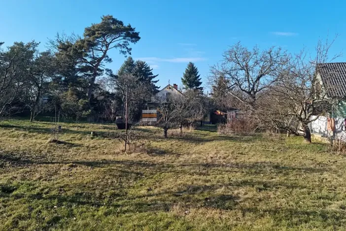 Prodej pozemku pro bydlení, Bašť, Horka, 2096 m2