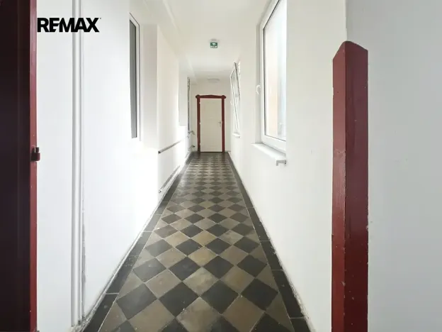 Prodej činžovního domu, Praha - Ďáblice, Kokořínská, 1880 m2