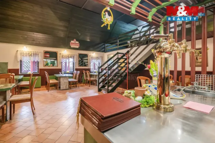 Prodej restaurace, Tisá, 210 m2