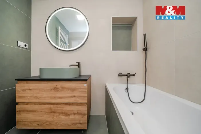 Prodej bytu 4+kk, Ostrava - Poruba, 17. listopadu, 97 m2