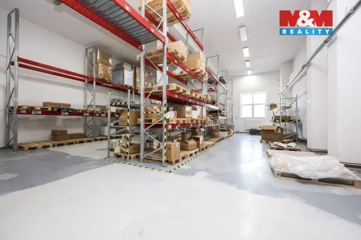 Pronájem skladu, Hlubočky, Fučíkova, 900 m2