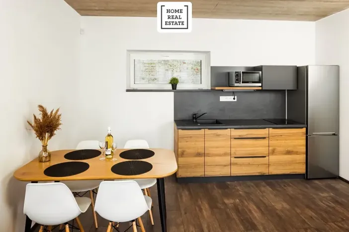 Prodej bytu 2+kk, Černá v Pošumaví, 43 m2