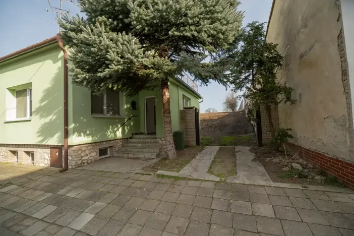 Prodej rodinného domu, Lednice, 202 m2