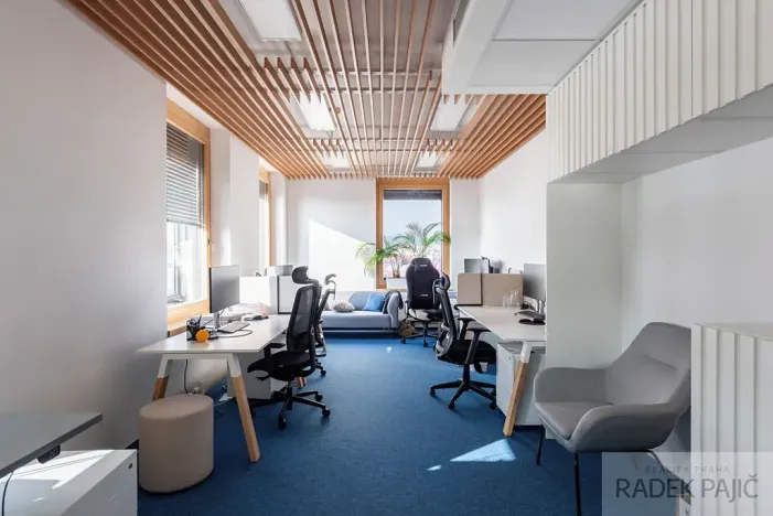 Prodej kanceláře, Brno, Pražákova, 272 m2