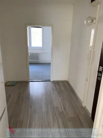 Pronájem bytu 2+kk, Stráž pod Ralskem, Máchova, 50 m2