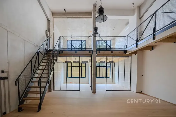 Prodej bytu 4+kk, Praha - Vysočany, Kolbenova, 176 m2