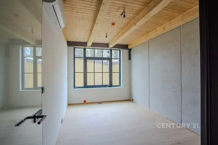 Prodej bytu 4+kk, Praha - Vysočany, Kolbenova, 176 m2