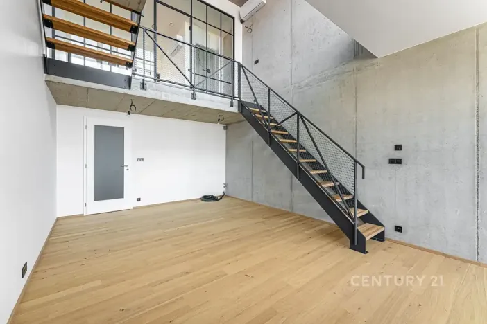 Prodej bytu 2+kk, Praha - Vysočany, Kolbenova, 60 m2