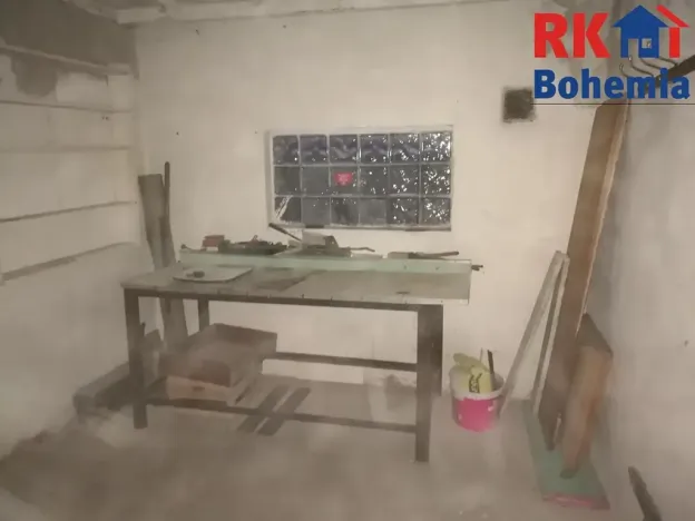 Pronájem garáže, Teplice, Libušina, 18 m2