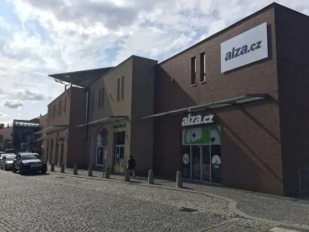 Pronájem obchodního prostoru, Chomutov, Žižkovo náměstí, 270 m2