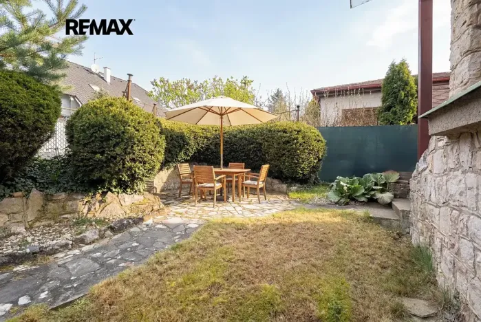 Prodej pozemku pro bydlení, Praha - Točná, Na Stráňkách, 425 m2