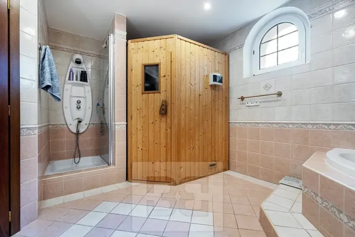 Prodej rodinného domu, Kunice, U Stájí, 170 m2