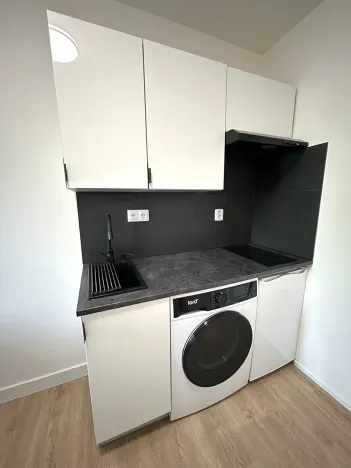 Pronájem bytu 1+kk, Praha - Záběhlice, Macešková, 16 m2