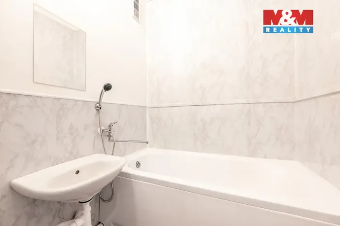 Prodej bytu 2+1, Zlín - Malenovice, třída Svobody, 51 m2