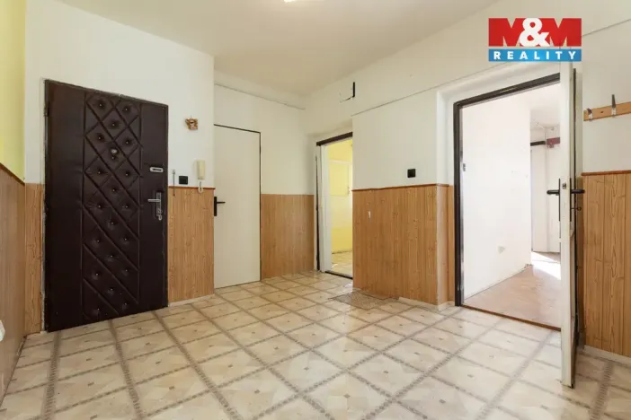 Prodej atypického bytu, Krnov - Pod Bezručovým vrchem, Bezručova, 73 m2