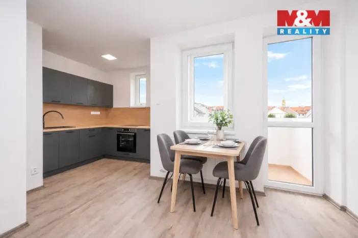 Prodej bytu 3+kk, Olomouc, Charkovská, 74 m2