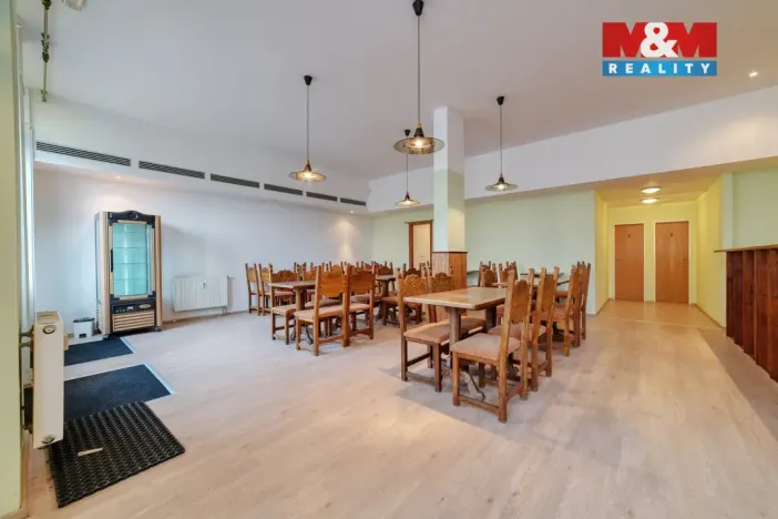 Prodej restaurace, Mariánské Lázně, Masarykova, 147 m2