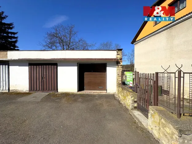 Prodej restaurace, Velké Žernoseky, 438 m2