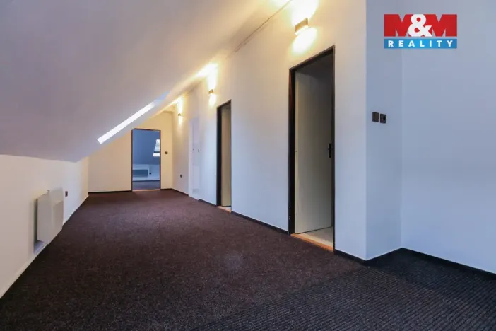 Pronájem kanceláře, Jeseník, nám. Svobody, 40 m2