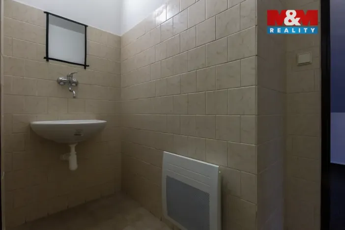 Pronájem kanceláře, Jeseník, nám. Svobody, 40 m2