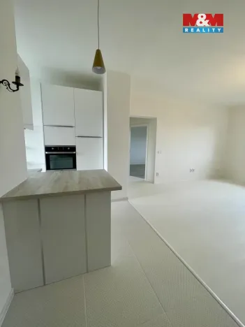 Prodej bytu 3+kk, Olomouc - Hejčín, Erenburgova, 75 m2