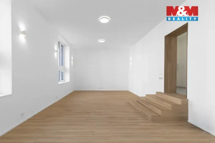 Prodej bytu 2+kk, Ostrava - Přívoz, Orebitská, 80 m2
