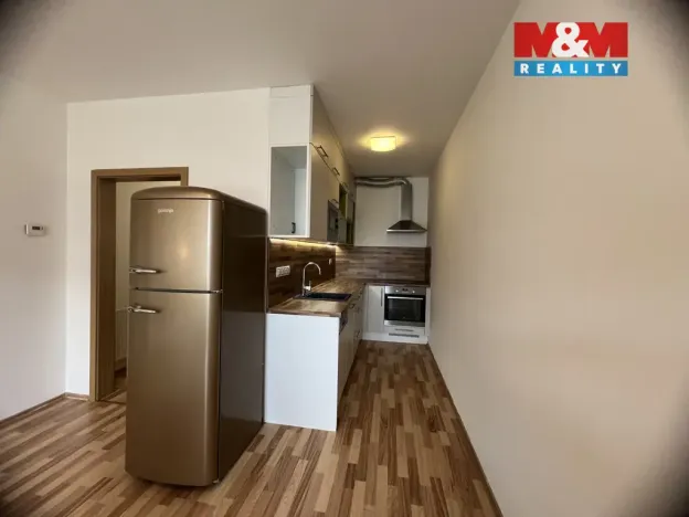Pronájem bytu 2+kk, Olomouc, Peškova, 40 m2
